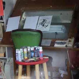 studio spaces : an image of an artist's work space